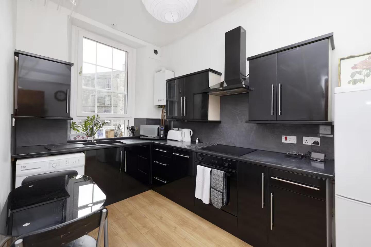 Joivy 3 Bed Flat In Old Town, Close To Grassmarket Εδιμβούργο Εξωτερικό φωτογραφία