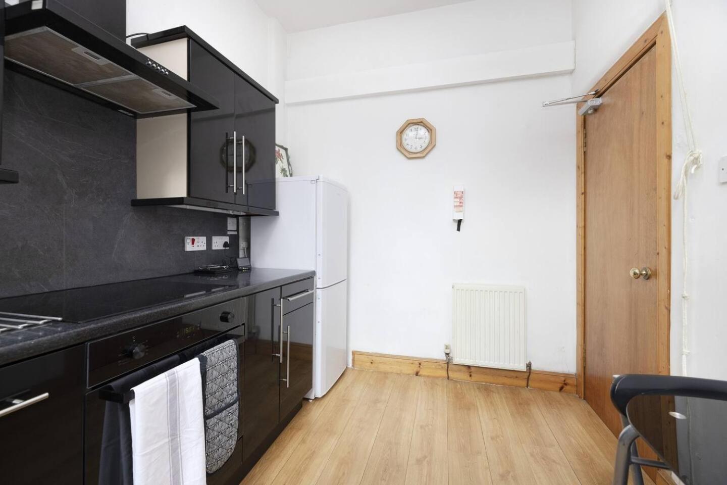 Joivy 3 Bed Flat In Old Town, Close To Grassmarket Εδιμβούργο Εξωτερικό φωτογραφία